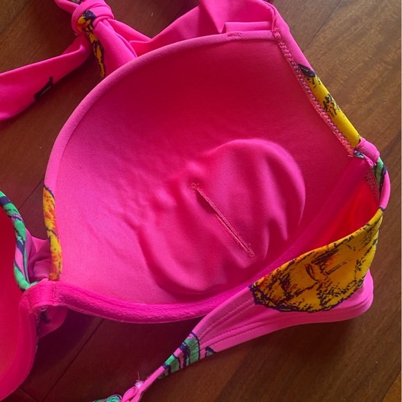 Aerie Pink Pineapple Floral Push Up Bikini LIKE NEW Swim Top - Size 34D - Picture 9 of 10